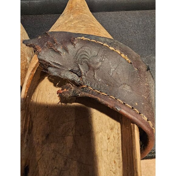 Vintage Dutch Wooden Clogs Leather Strap Embossed Rooster Design Handcarved - Picture 9 of 11
